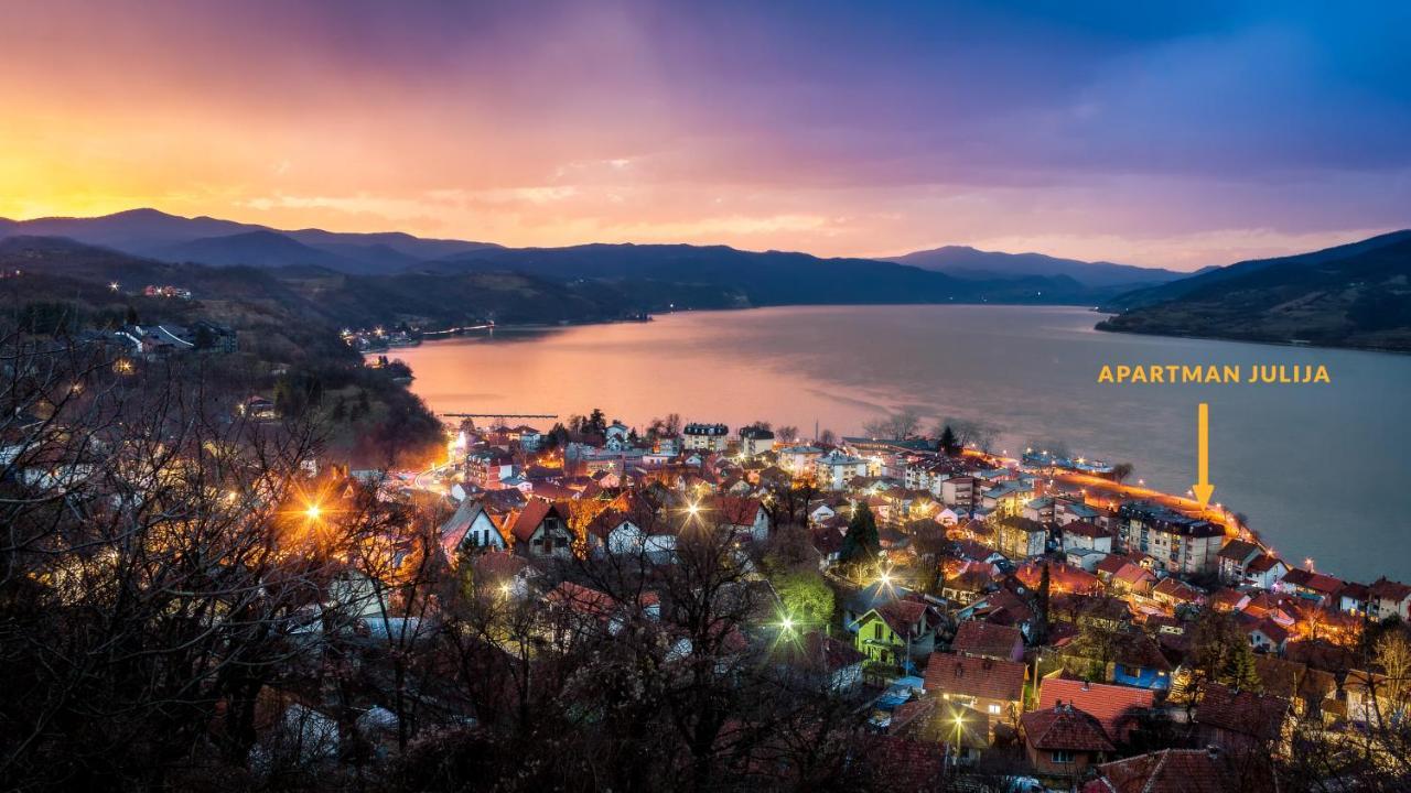 Apartman Julija Donji Milanovac Exteriér fotografie