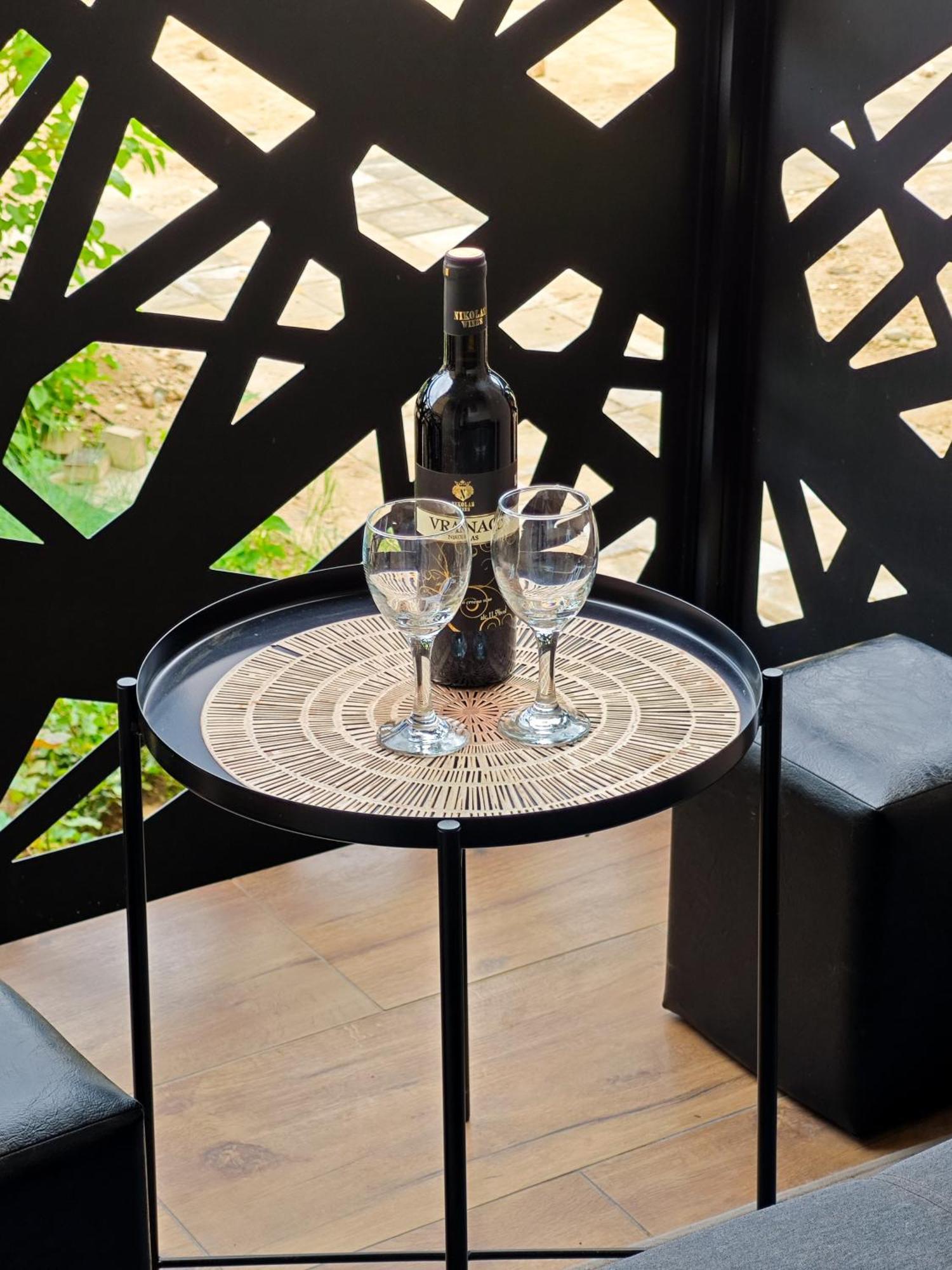 Apartman Julija Donji Milanovac Exteriér fotografie
