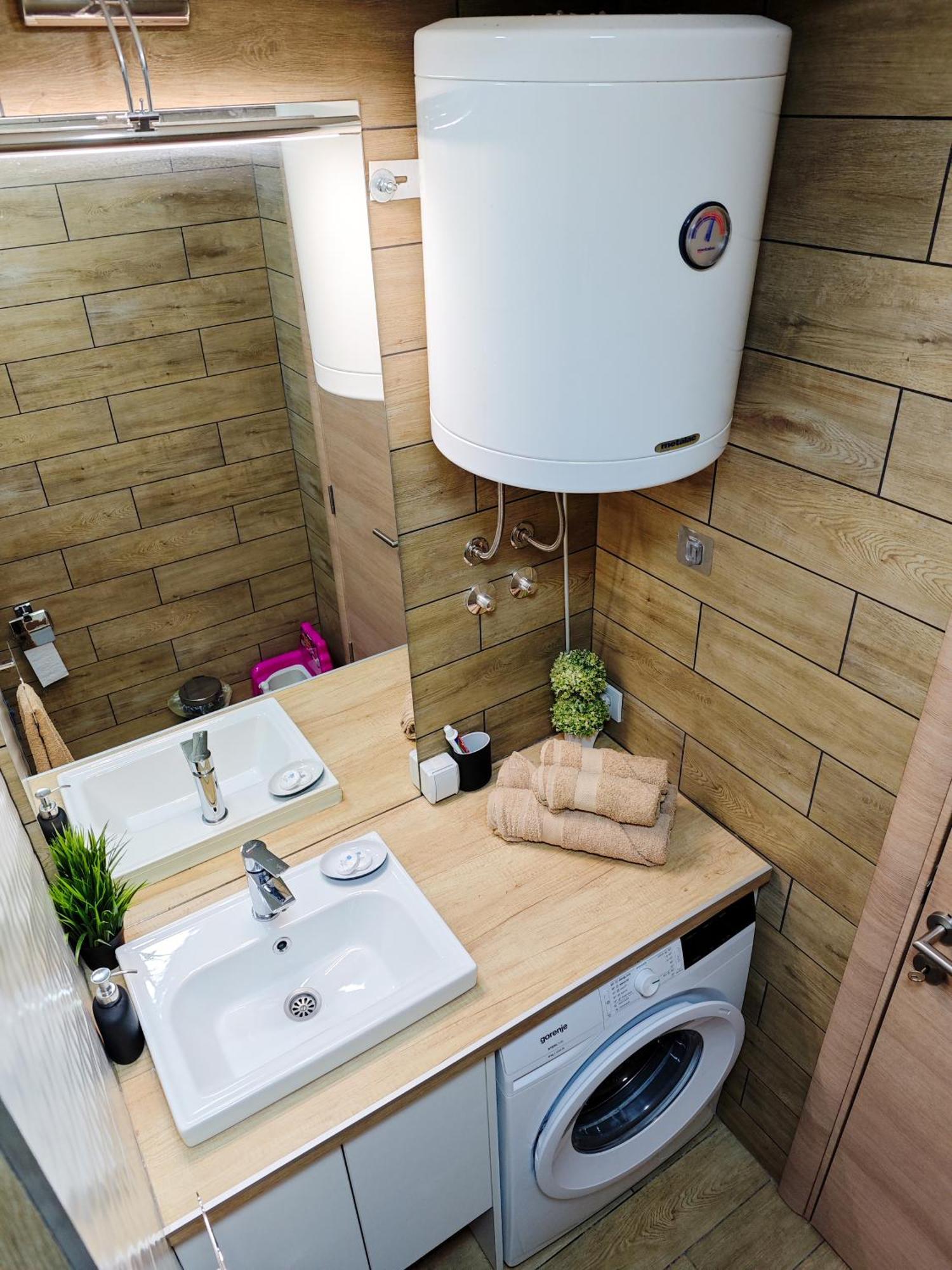 Apartman Julija Donji Milanovac Exteriér fotografie