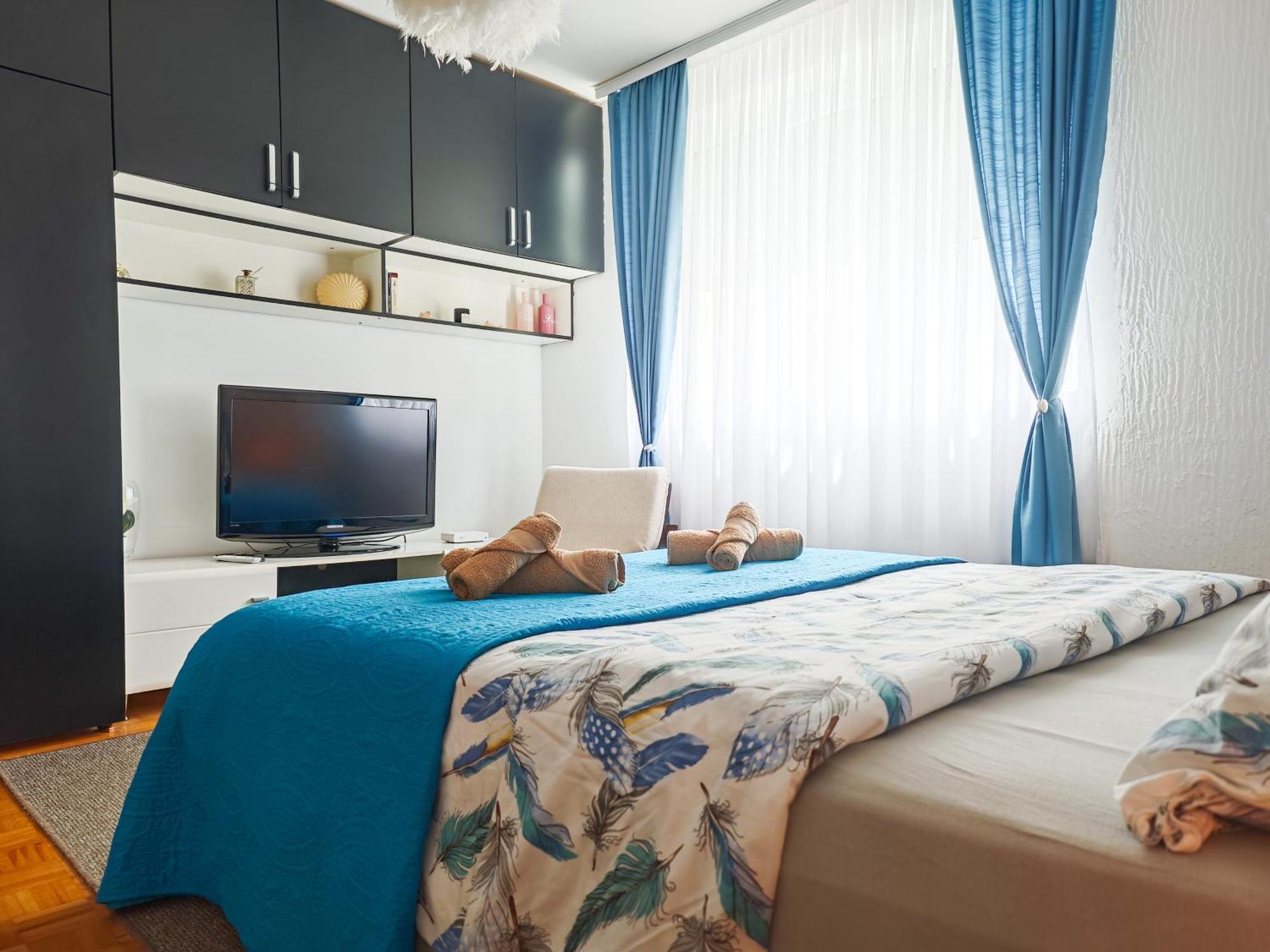 Apartman Julija Donji Milanovac Exteriér fotografie