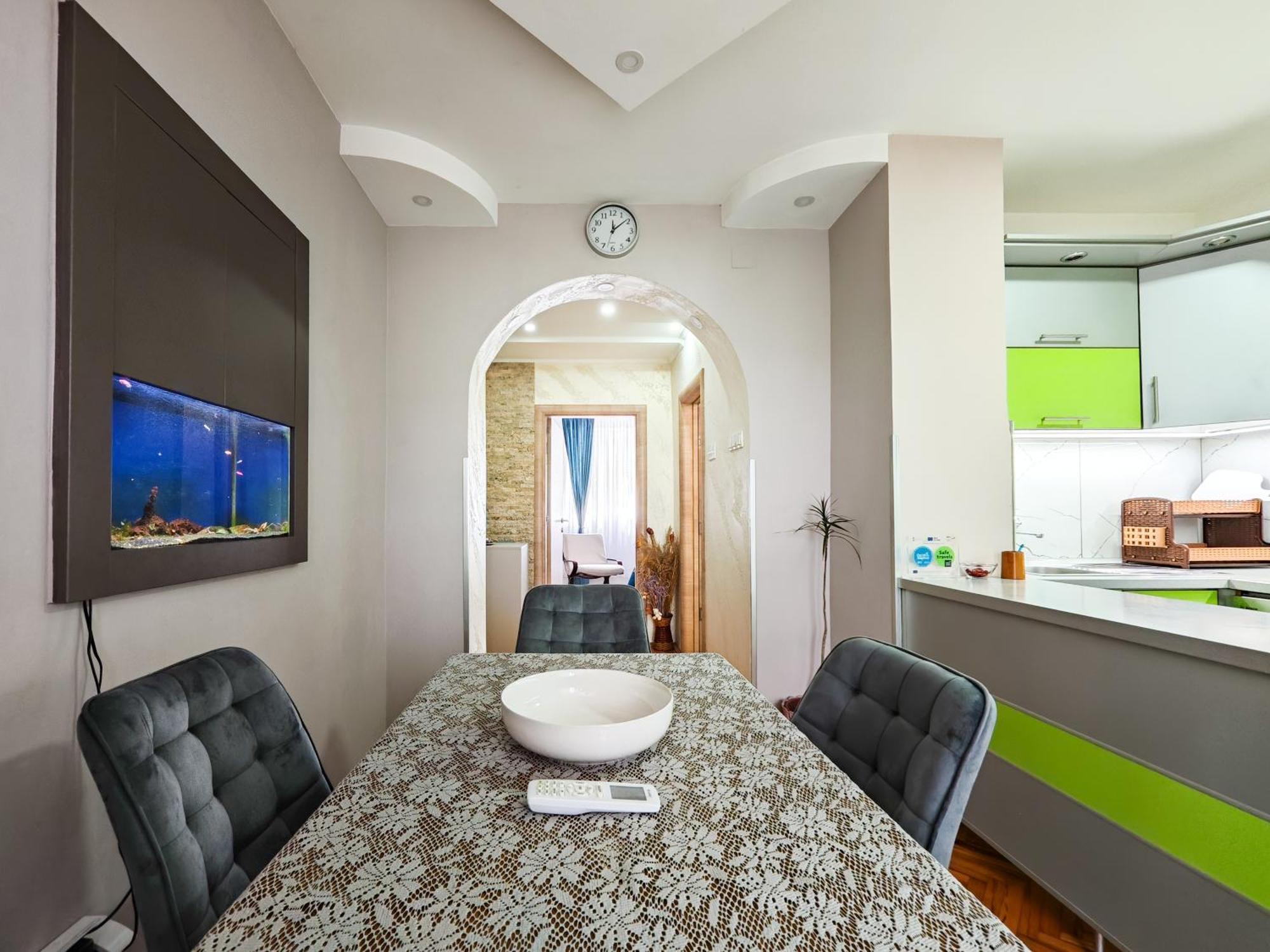 Apartman Julija Donji Milanovac Exteriér fotografie